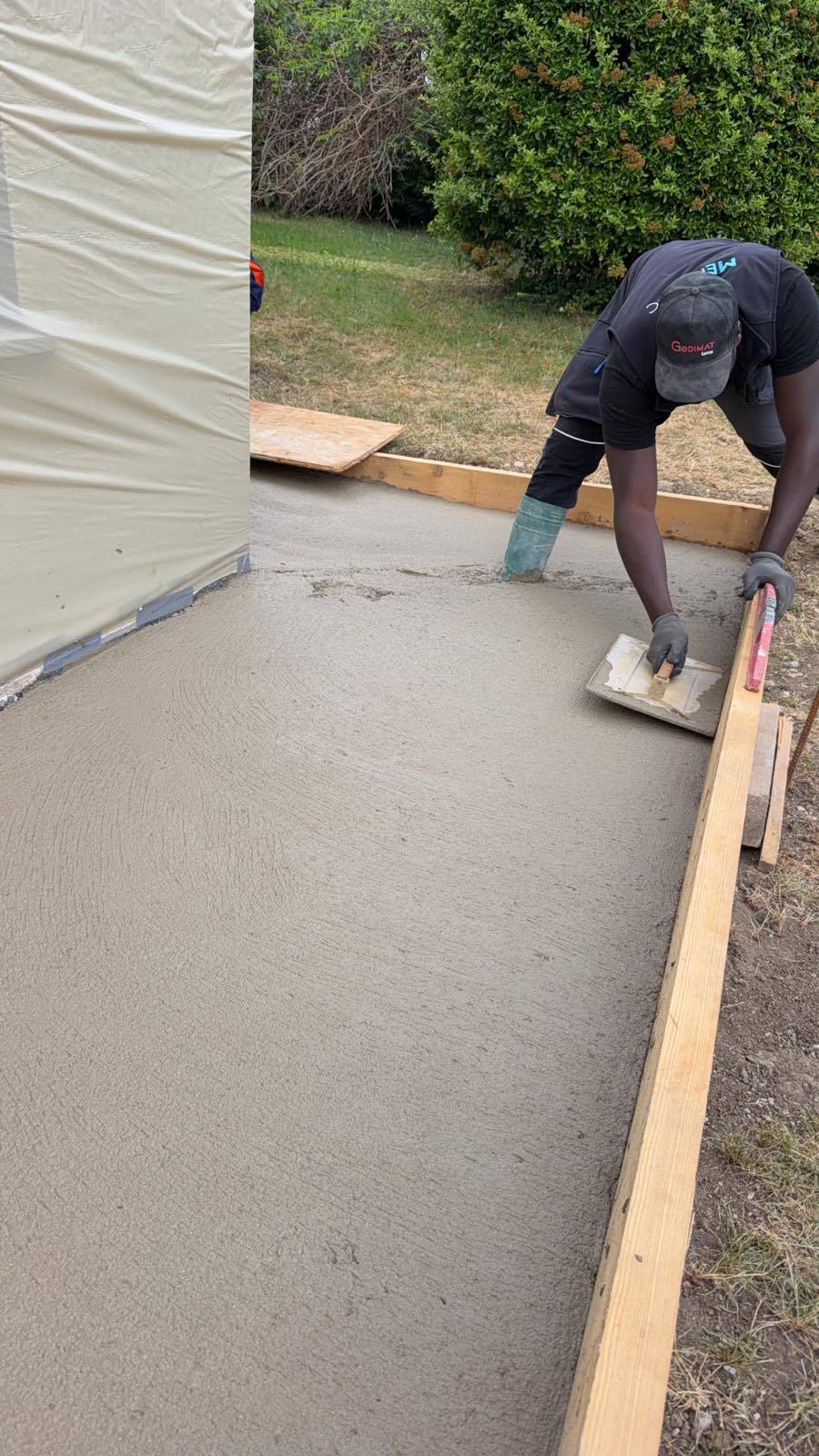 Nouveau plancher porteur avec poutres dimensionnées par calcul de structure