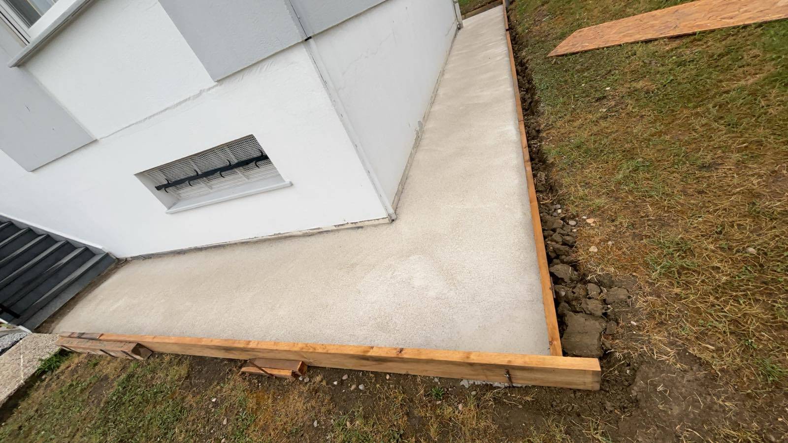 Nouveau plancher porteur avec poutres dimensionnées par calcul de structure
